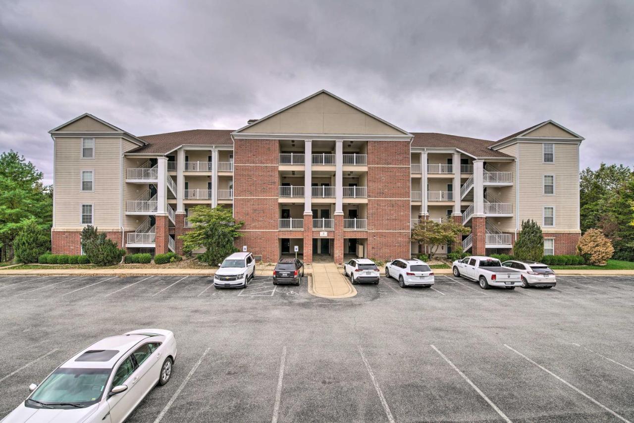 Inviting Branson Condo With Outdoor Dining Area Exterior photo